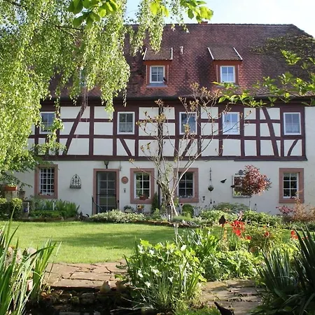 In The Mayr House 1794 Ferienhaus *